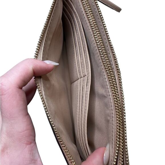 COACH Women's Polished Pebble Small Wristlet Light Beechwood - Picture 5 of 10